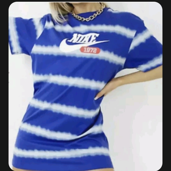 Nike 1972 Striped Tie Dye Tee Shirt NWT - Picture 1 of 4